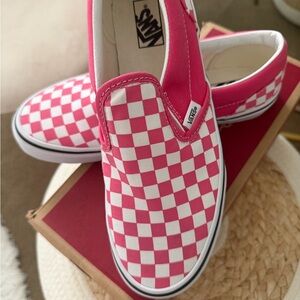 Vans women’s size 6  Pink and White Checkered Slip-On Sneakers EU 38